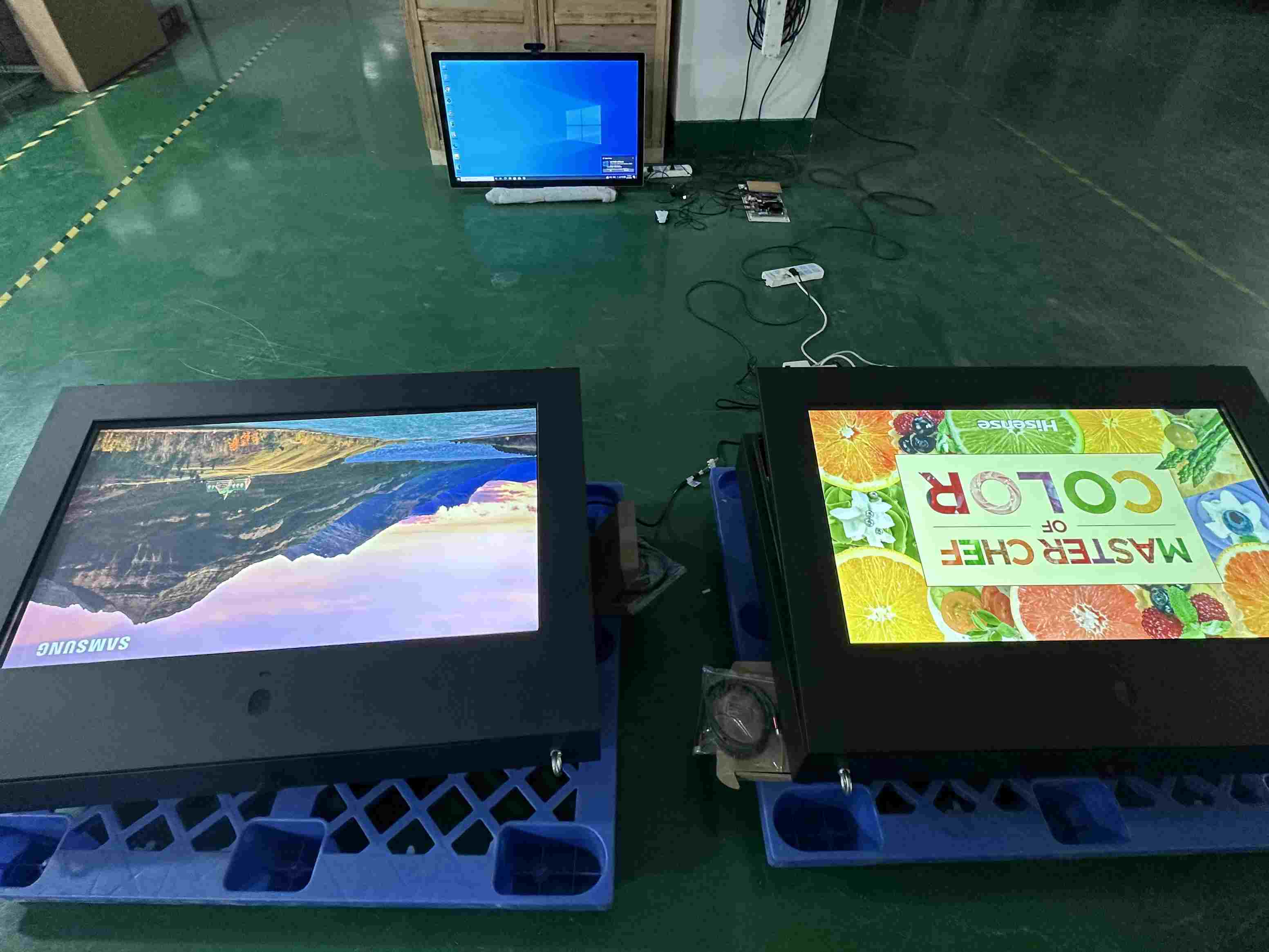 Outdoor 43 Қабырғаға орнатылды 2500NITS 4K мониторы